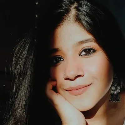 Madeeha Khurshid profile