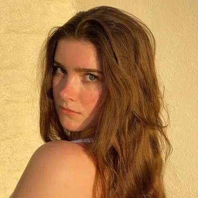 Madeleine Julia Burns profile