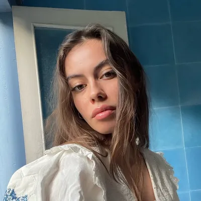 Madeleine Marie Angus profile