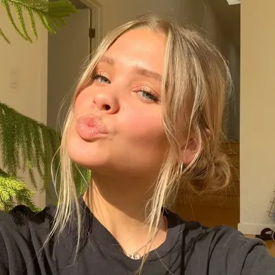 Madeline Damskey profile