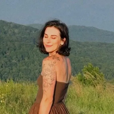 Maddy | Travel, Confidence & Freedom profile