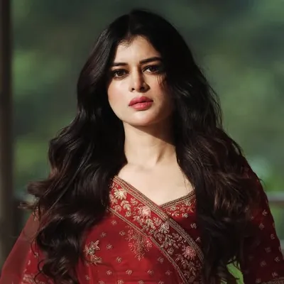 Madhumita Fanspeaks © profile