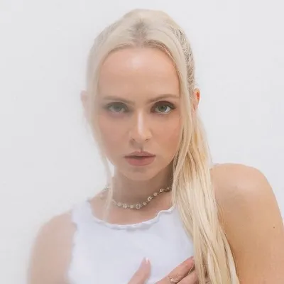 Madilyn Bailey profile