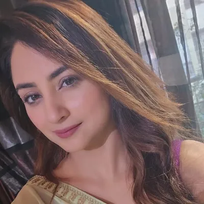 Madirakshi 9 profile