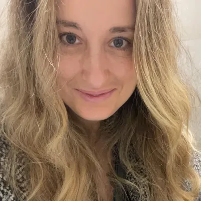 SARA | diy profile