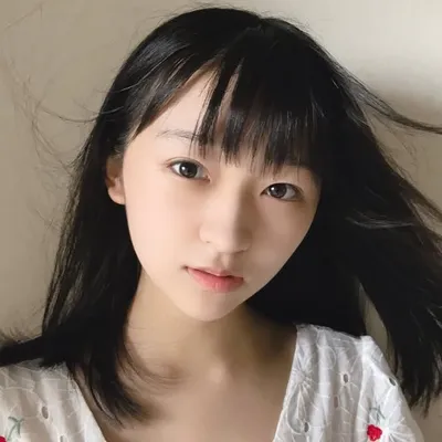 前野えま profile