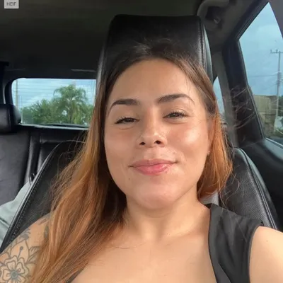 Maggie Valenzuela profile