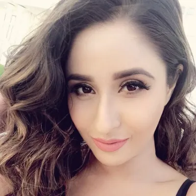 Maggie Mathur profile
