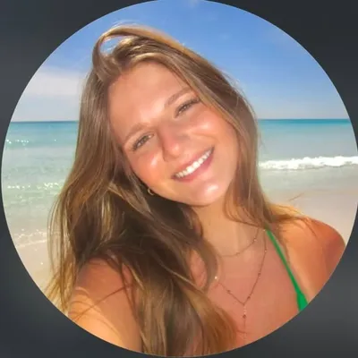 Maggie Waker profile