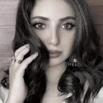 MAHNOOR 🦋 | Content creator profile