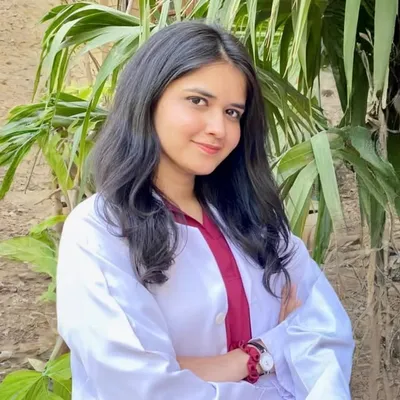 Dr.Mahek Nadeem(PT) profile