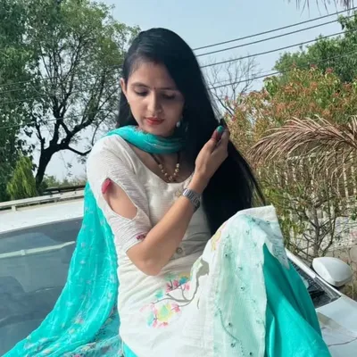 masoom si ladki ๐ profile