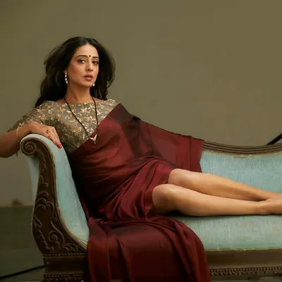 Mahie Gill profile