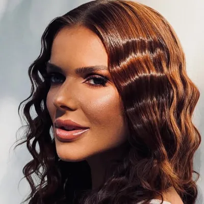 MAÍRA ASSMANN profile