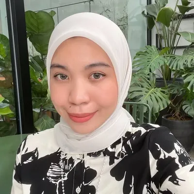 maira ☻ profile
