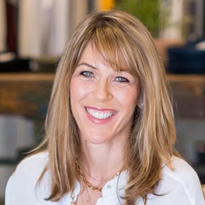 Sheila Irwin | Maison de Cinq profile