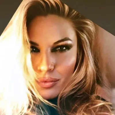Maite Zumelzú profile