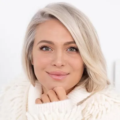 Виктория Макарская profile