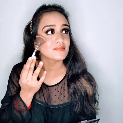 Mansi goyal | MUA profile