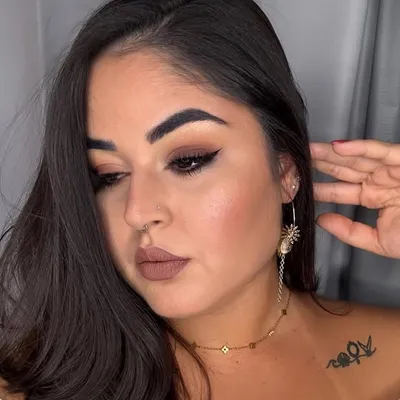 BRUNA CAROLINE | MAQUIADORA profile
