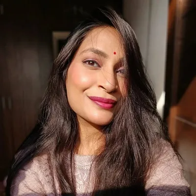 MakeupAndV profile