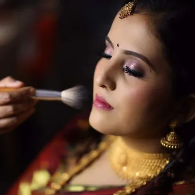 Maheshwari Suryaprakash profile