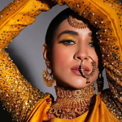 Nidhi Thakur profile