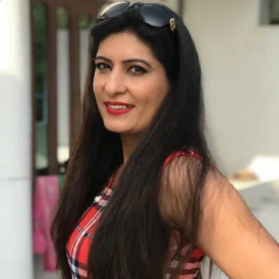 Richa Malik’s Makeovers profile