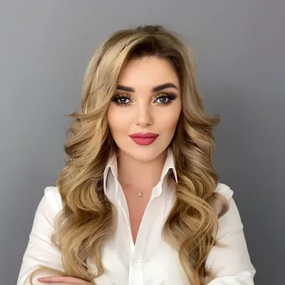 Victoria Labach MAKEUP STUDIO profile