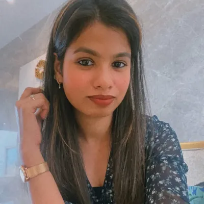 PUJA BAJAJ💄