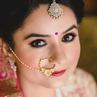 Aditi Mehra profile