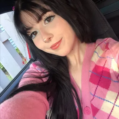 emma | chicago mua esthetician profile