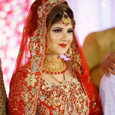 Heenakhan profile