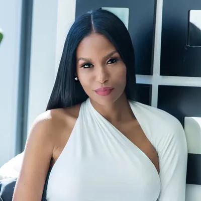 Mila Thomas 📍Los Angeles CA profile