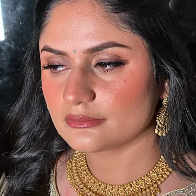 Namreen | Makeup Artist profile
