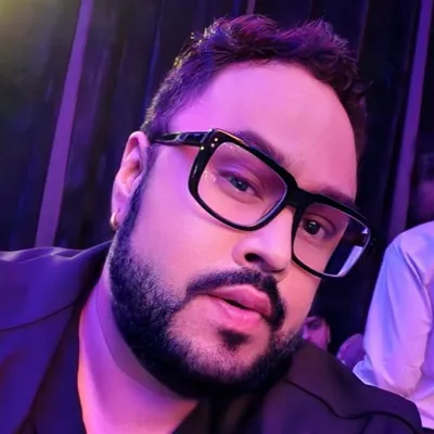 Rohit singh makeup Artist 🧿