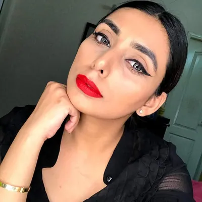 Shruti Dixit | Bridal makeup artist profile