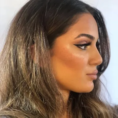 Johanna Izgin profile