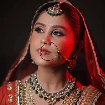 Divya Sachdeva💄MakeupArtist🧿 profile