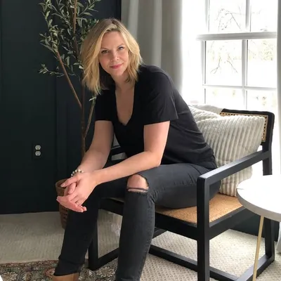 Jennifer Gizzi profile