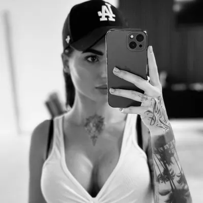 ✤ nastya ✤ profile