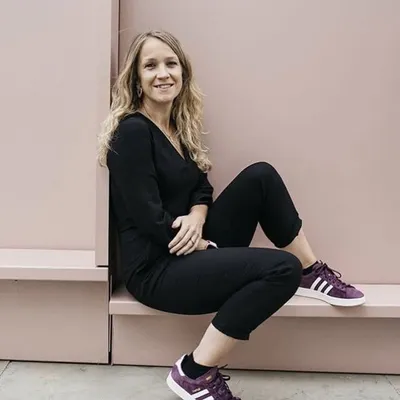 Modern Wedding Cake Designer profile