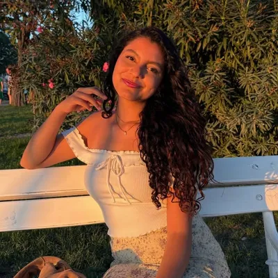 Malena Alejandra profile