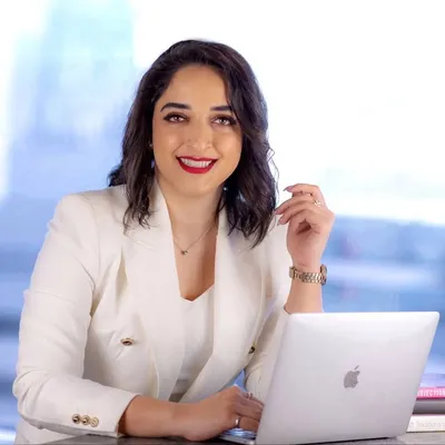 Maliheh Ghaneei | کوچ شغلی مهاجرها با تمرکز بر کار تخصصی 🇨🇦 profile