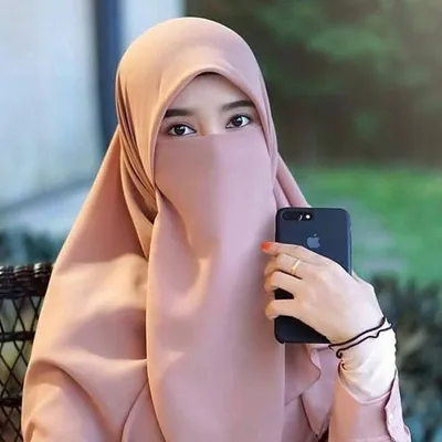 Uzma Malik (عزما مالك) profile