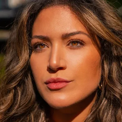 Mallory Zapata profile