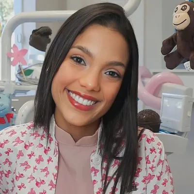 Malu Mendes • Odontopediatra profile