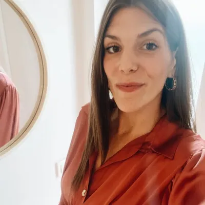 Iva Pavlic profile