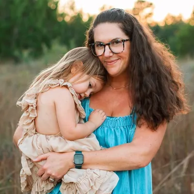 Robin Schuler // mama bird in Austin, Texas