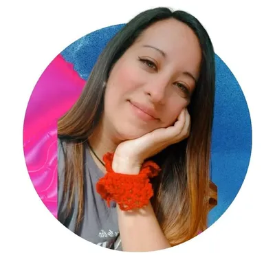 Carolina 🌻 profile